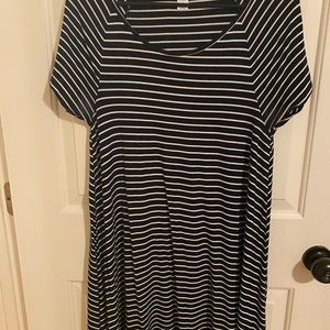 3/$25 Sale | Old Navy Black and White Stripped Swing Dress